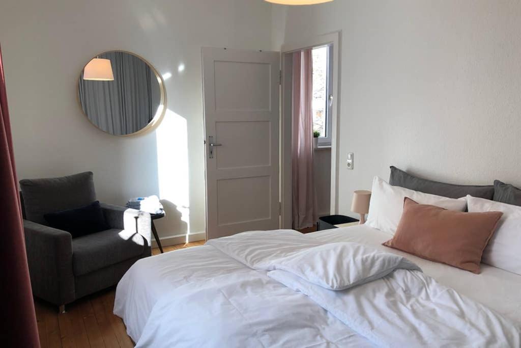 Charmant Leben im Textilviertel - stilvolle Wohnung - zentral und ruhig Augsburg Exterior foto